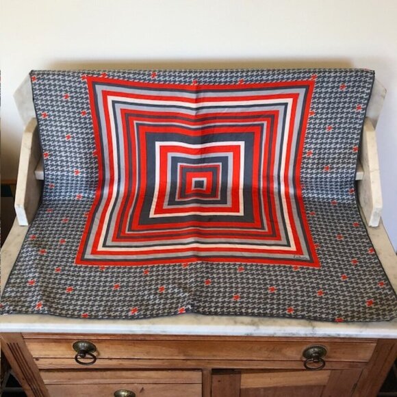 ECHO Silk Gray Red Square Scarf Vintage - Picture 2 of 16